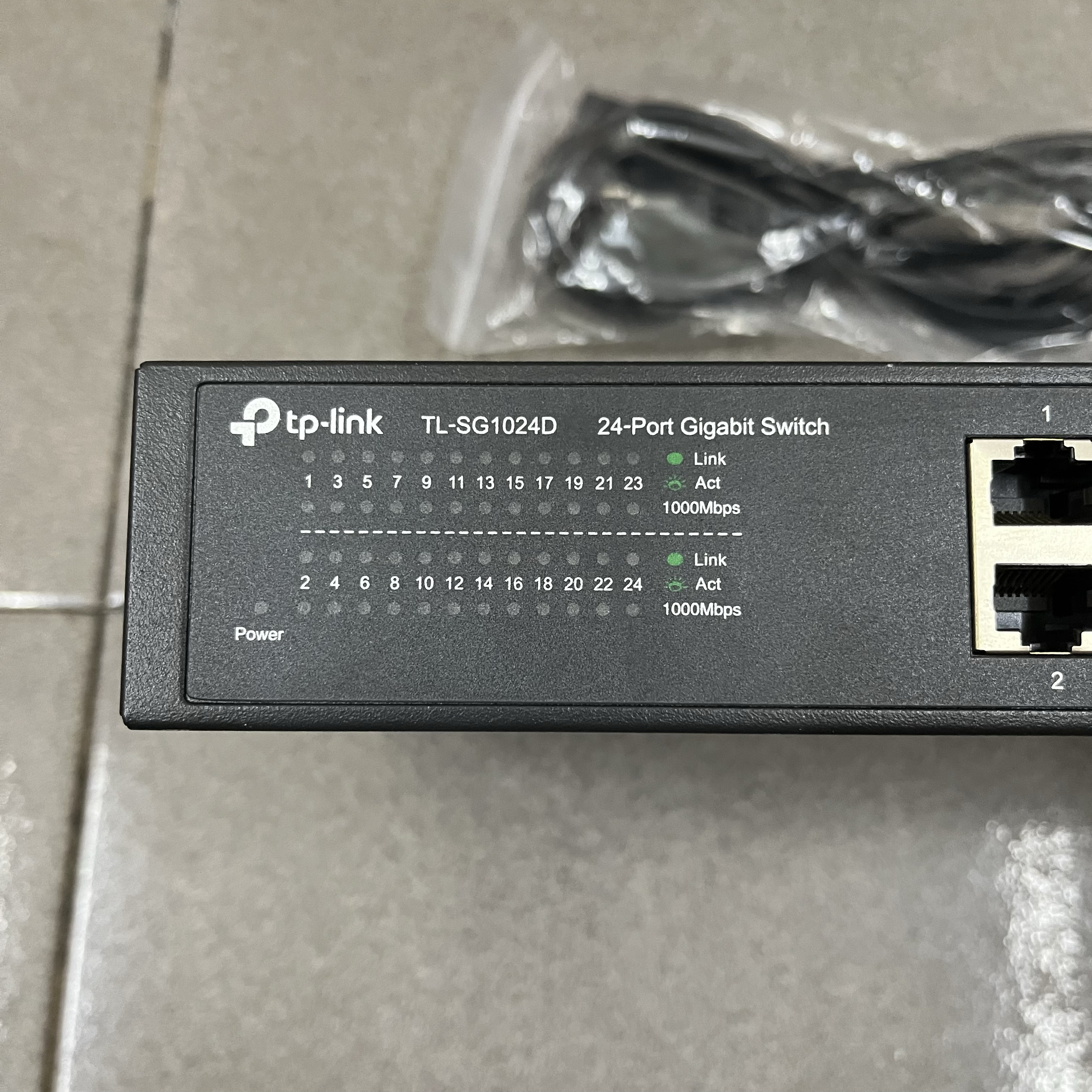 Switch Tplink TL-SG1024D v4