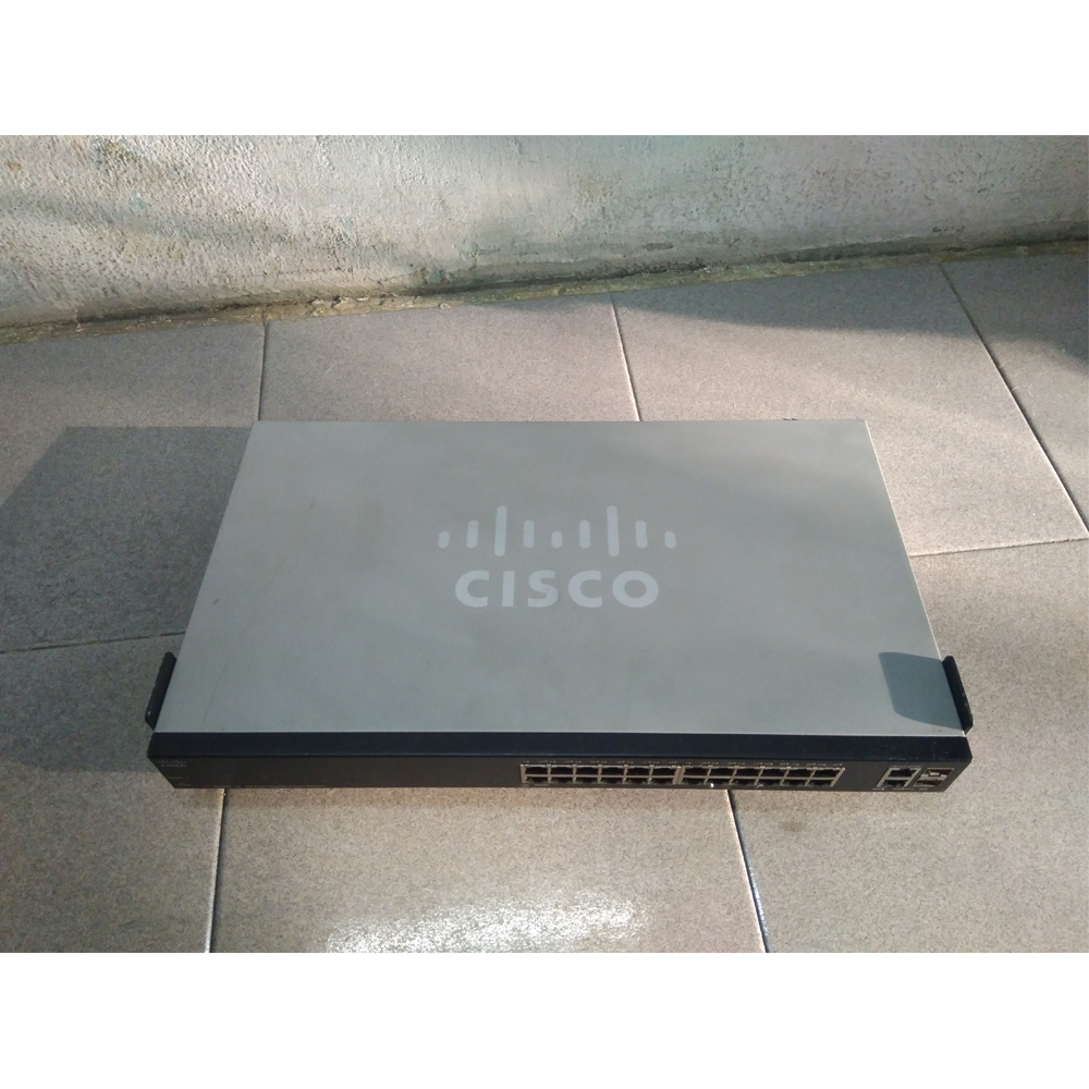 Cisco small business SG200-26 26 port gigabit smart switch