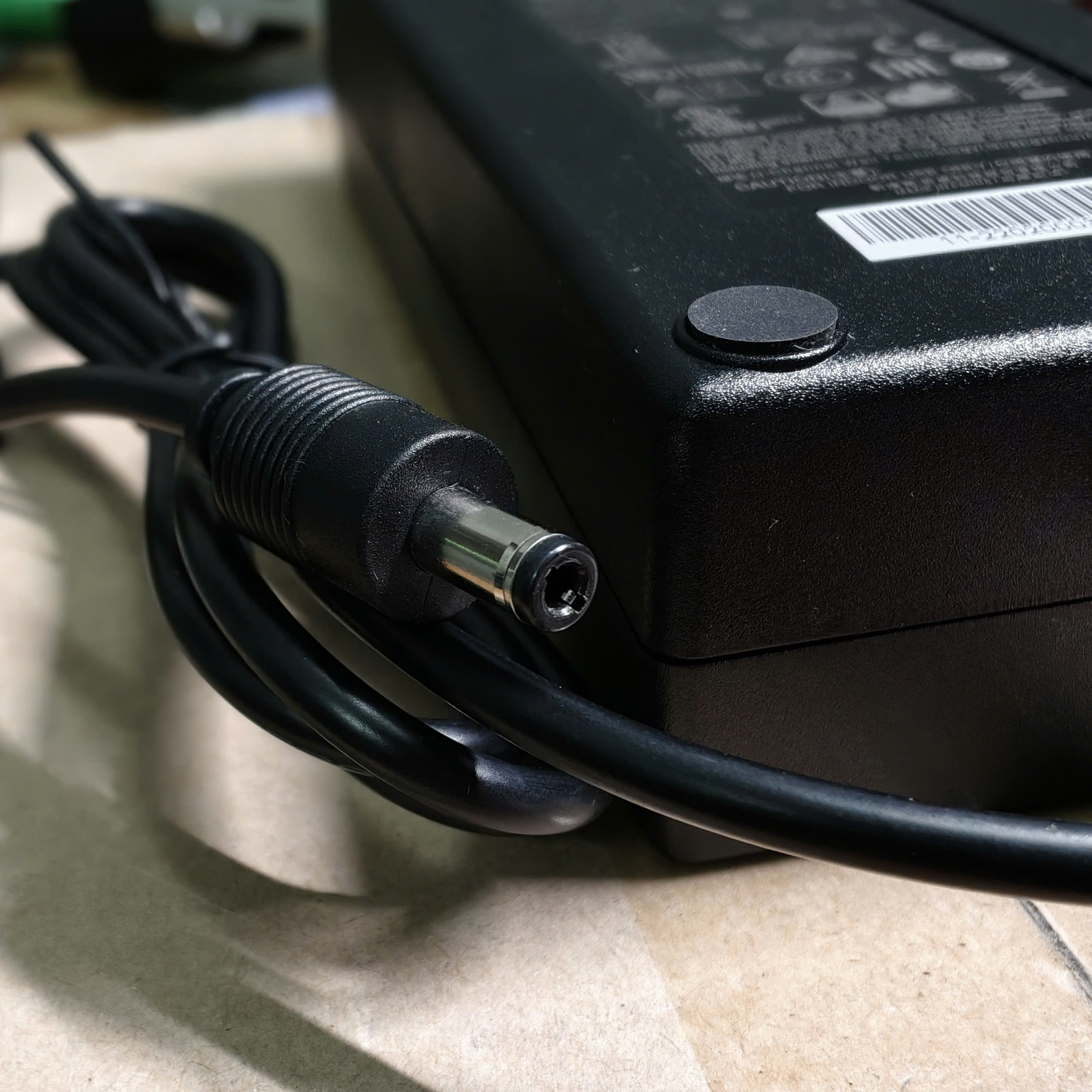 Adapter 24V-5A original CWT Channel Well 2ABU120M mới 100%
