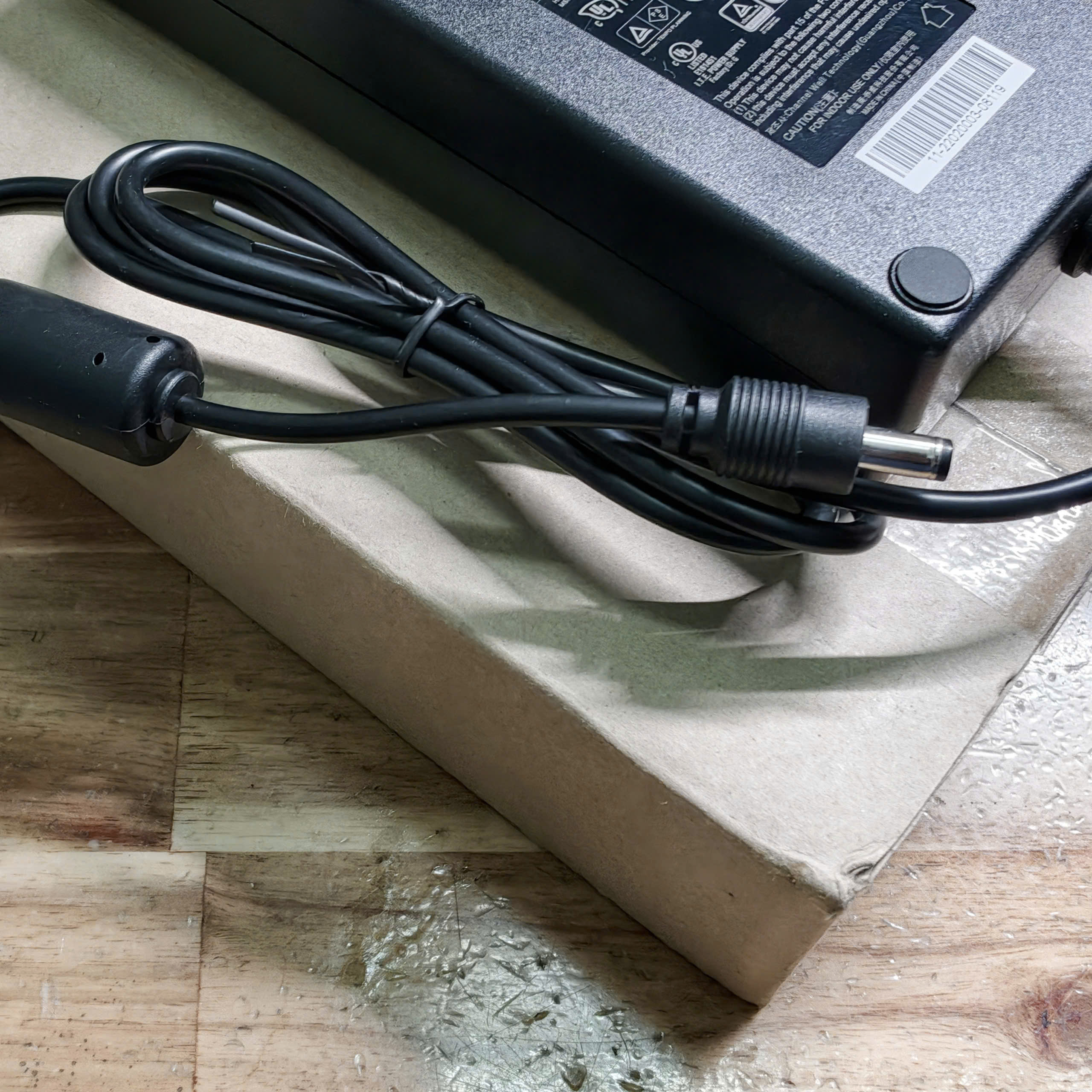 Adapter 24V-5A original CWT Channel Well 2ABU120M mới 100%