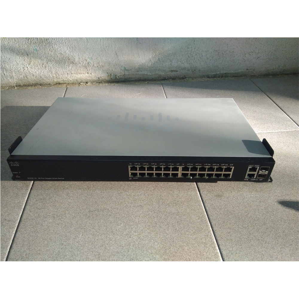 Cisco small business SG200-26 26 port gigabit smart switch