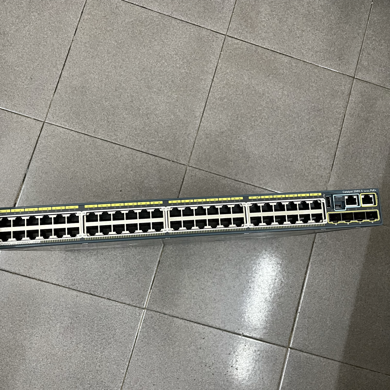 Cisco WS-C2960S-48FPS-L Catalyst 2960S 48 GigE PoE 740W, 4 x SFP LAN Base