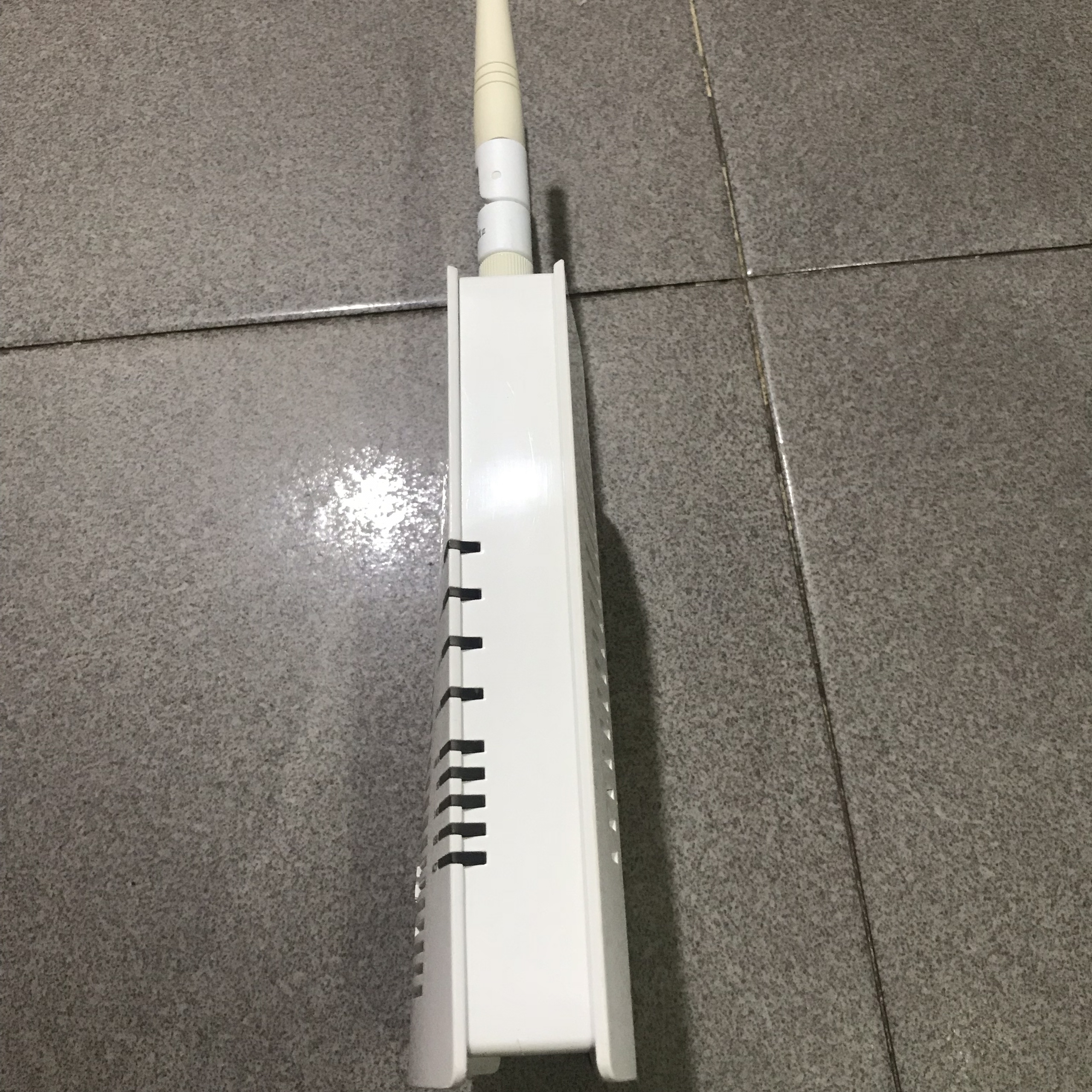 Bộ thu phát wifi Draytek VigorAP 902 Dual Band Gigabit AC Access Point PoE