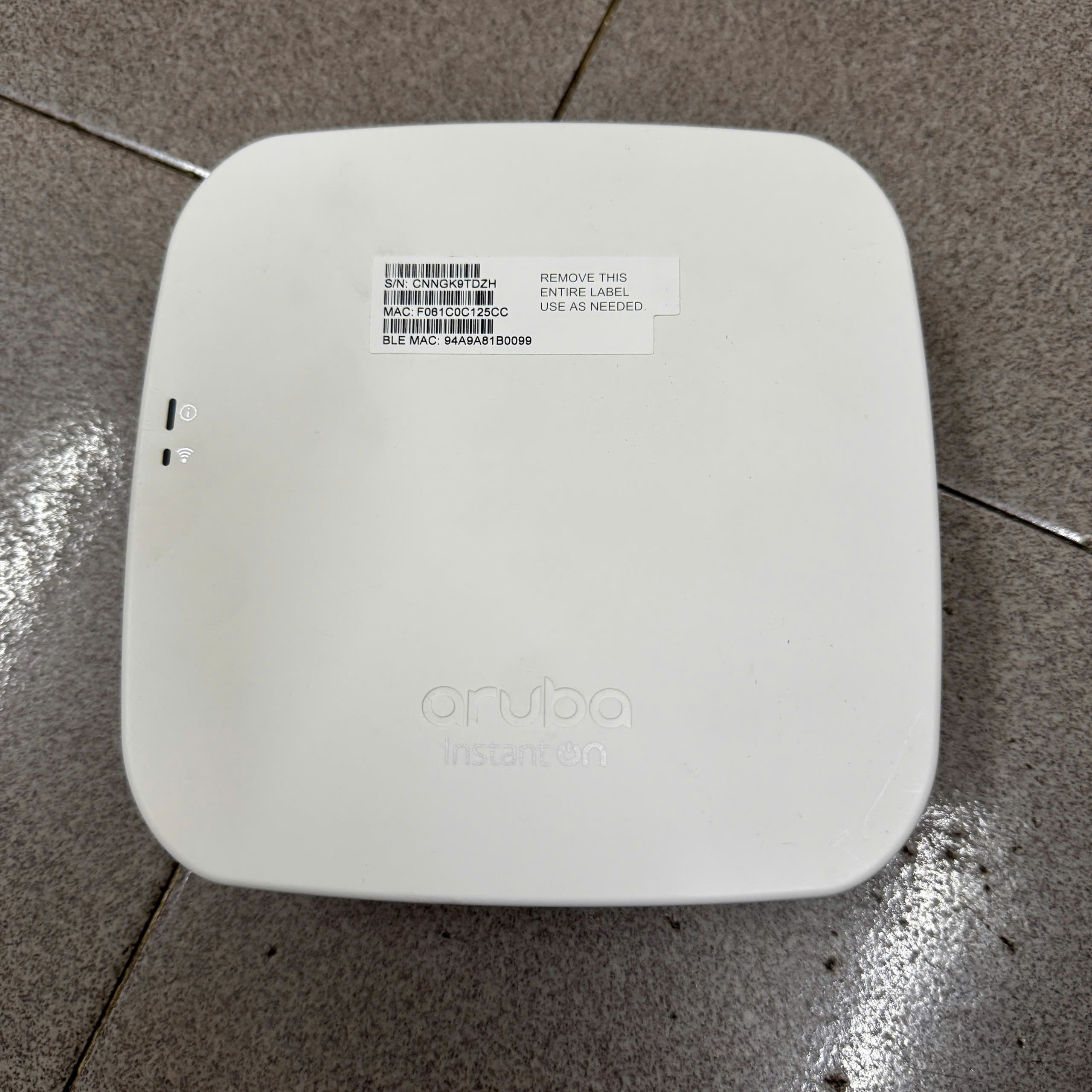 Phát wifi chuyên dụng Aruba Instant On AP11 đẹp