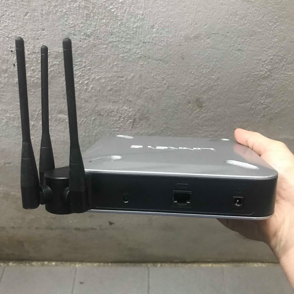 Access Point Linksys WAP4400N 300Mbps