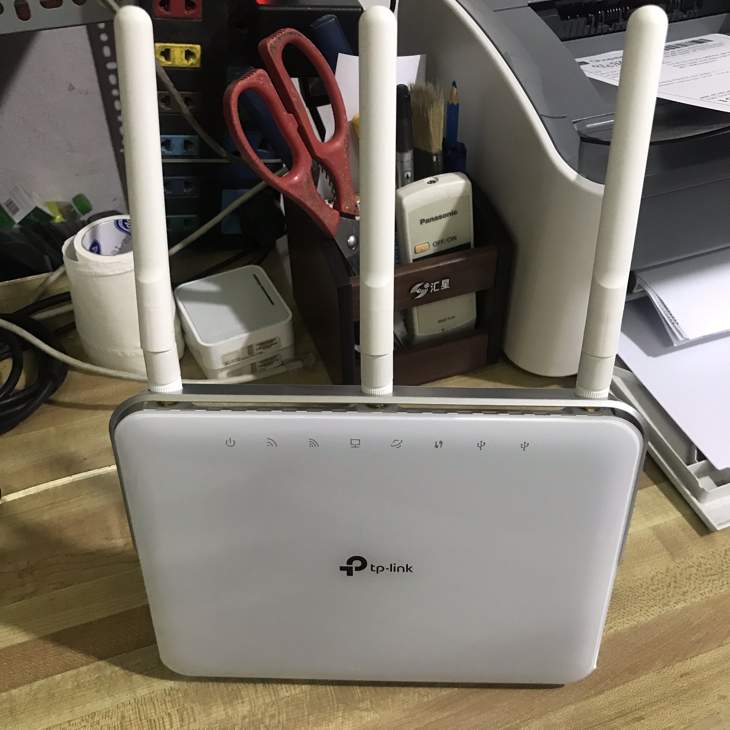 Router gigabit băng tần kép AC1900 Tp-link Archer C9