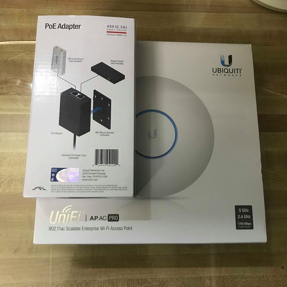 Điểm truy cập không dây Ubiquiti Unifi AP AC PRO AC1750 model UAP-AC-PRO