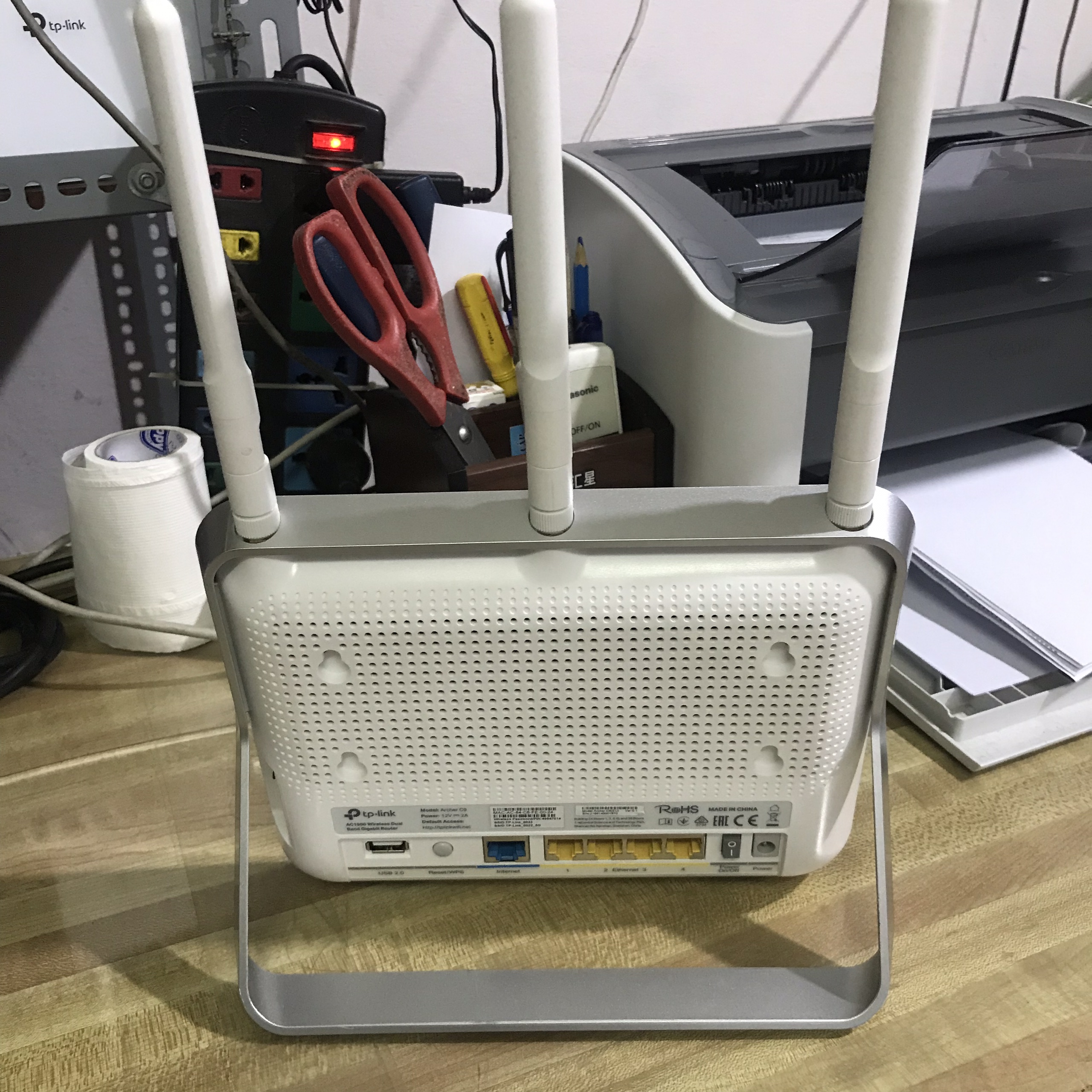 Router gigabit băng tần kép AC1900 Tp-link Archer C9