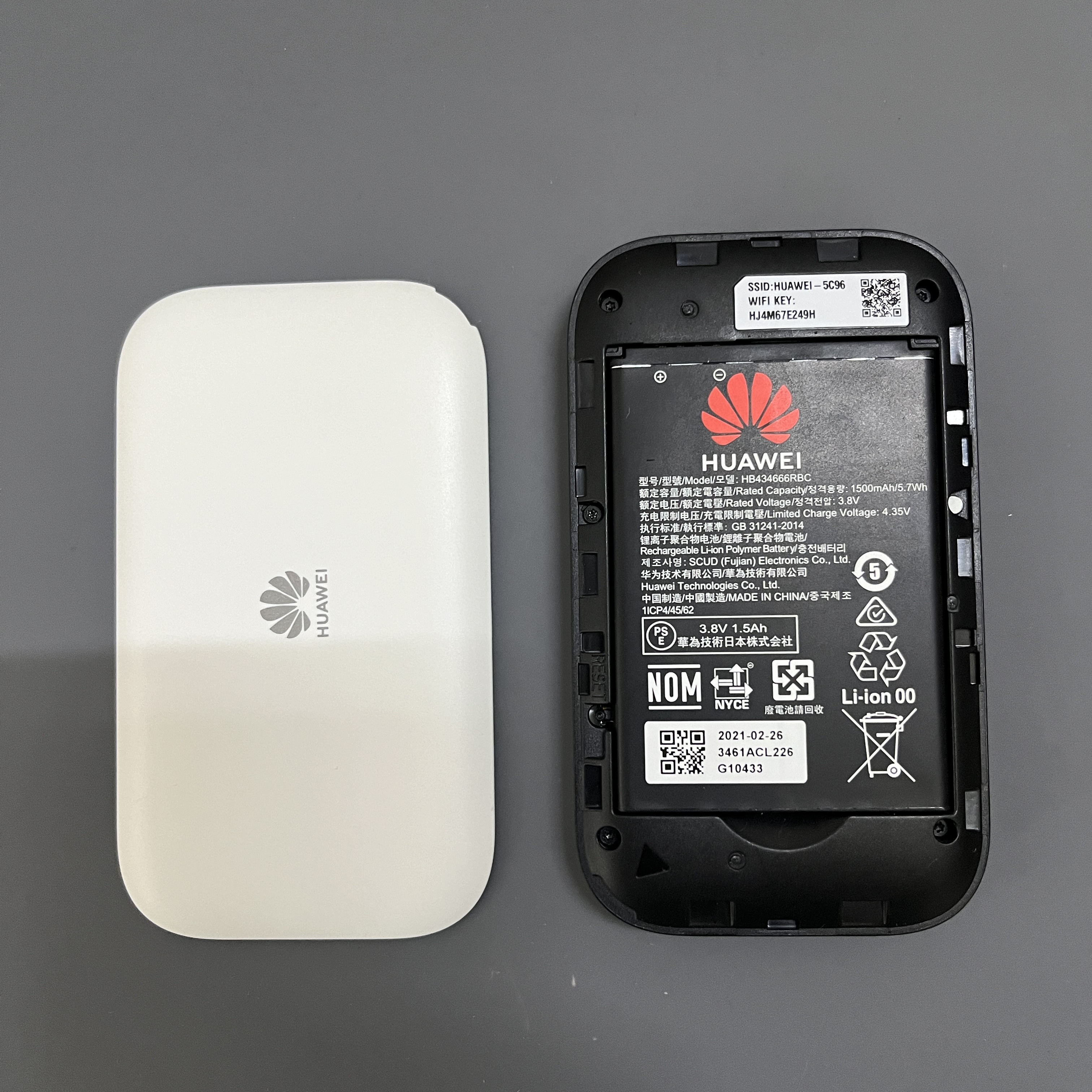 Bộ phát Wifi di động Huawei E5576-320 4G 150Mbps bản quốc tế